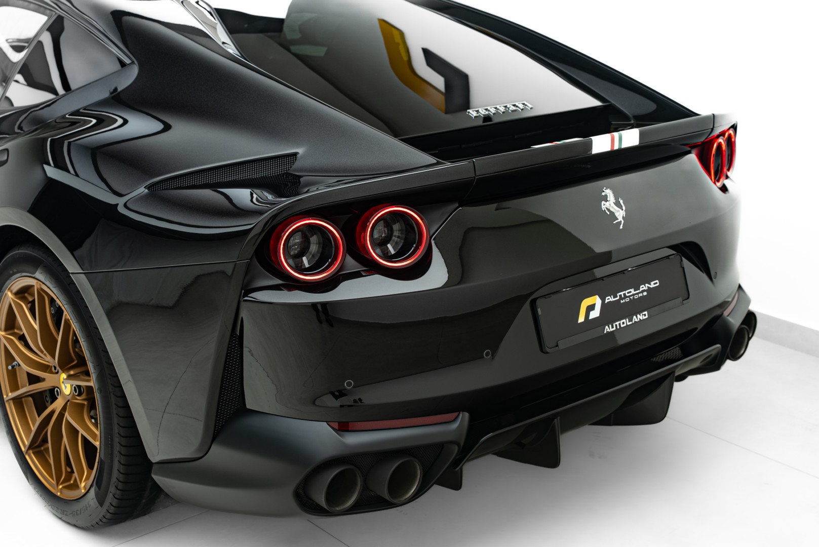 2O21 FERRARI 812 SUPERFAST TAILOR MADE WITH DEALER SERVICE CONTRACT